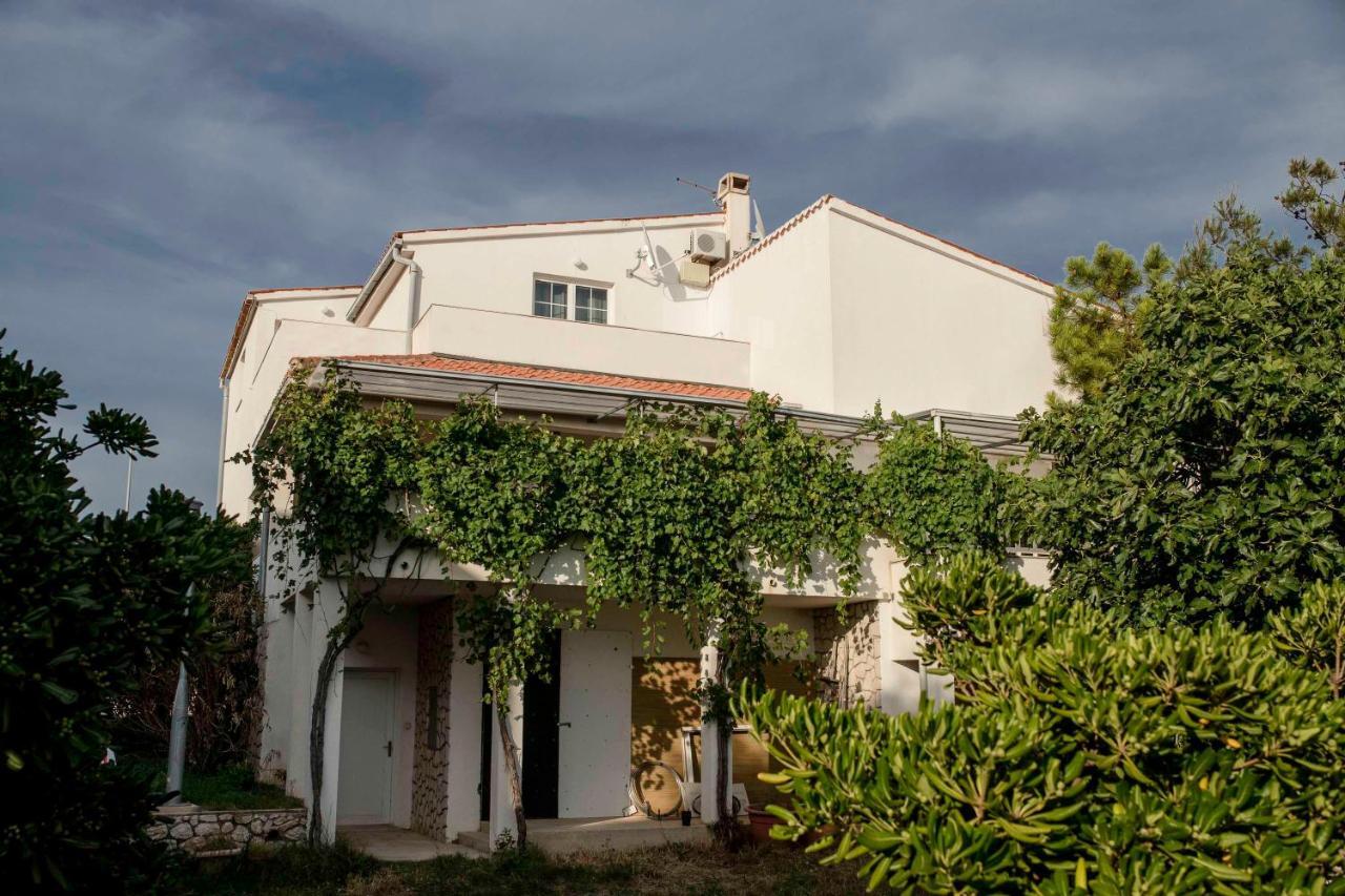 Guesthouse Sime 科兰 外观 照片