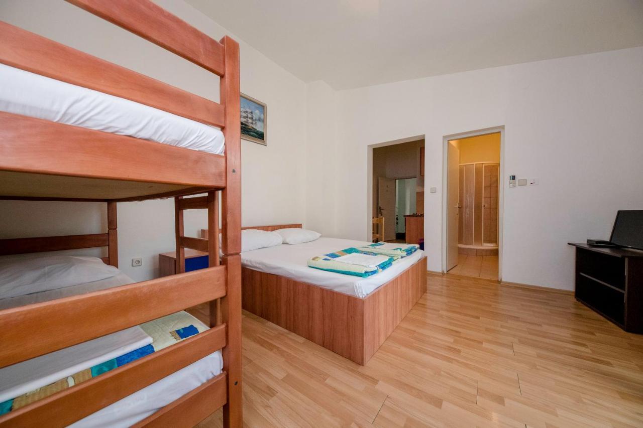 Guesthouse Sime 科兰 外观 照片